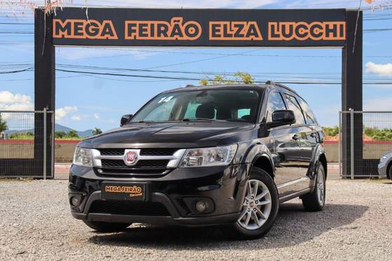 FIAT FREEMONT 2.4 EMOTION 16V GASOLINA 4P AUTOMÁTICO FIAT FREEMONT 2.4 EMOTION 16V GASOLINA 4P AUTOMÁTICO